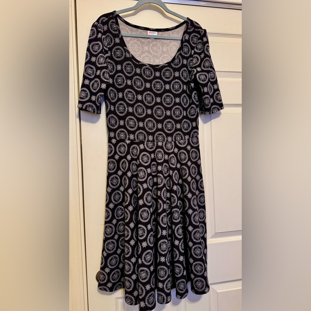 LuLaRoe Nicole Dress with Black and White Pattern